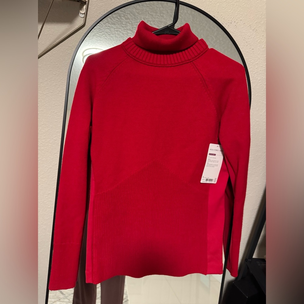 NWT Athleta  Mesa Hybrid Turtleneck Sweater in Radiant Red.